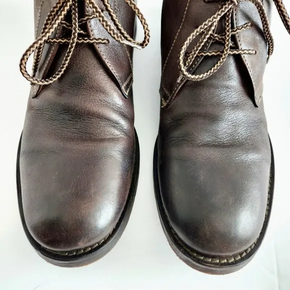 Johnston &amp; Murphy Smooth Brown Leather Lace-Up Boots With Suede Heels, Size 10.5