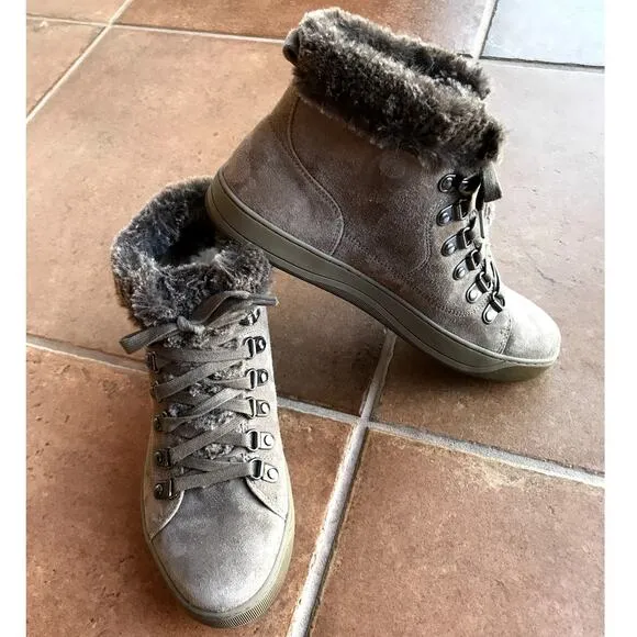 Johnston &amp; Murphy Taupe Suede Fur Trimmed Booties size 8.5
