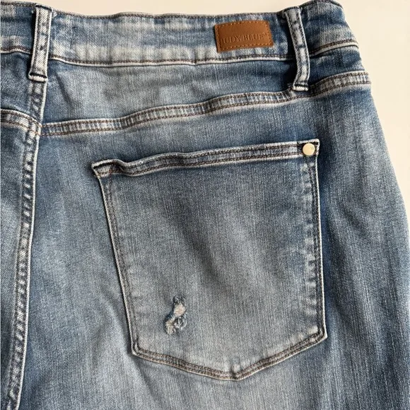 Judy Blue Boyfriend Fit High Rise Jeans 22W Casual Stretch Denim Comfort Classic