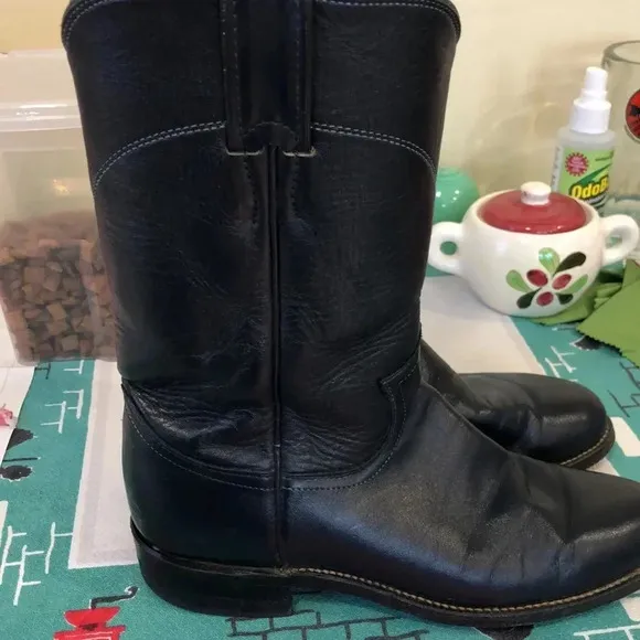 Justin leather cowboy boots.  Dark blue with light blue stitching. Size 5B