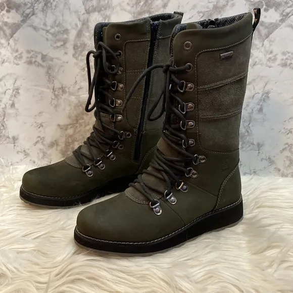 Kamik Ariel Waterproof Boot in Charcoal, Size 6