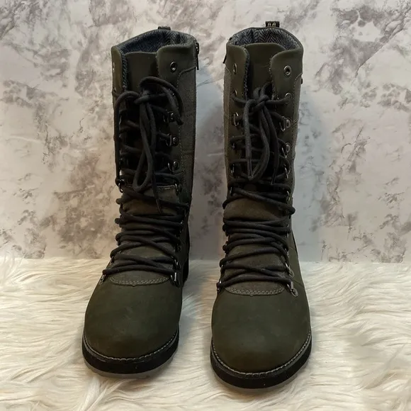 Kamik Ariel Waterproof Boot in Charcoal, Size 6