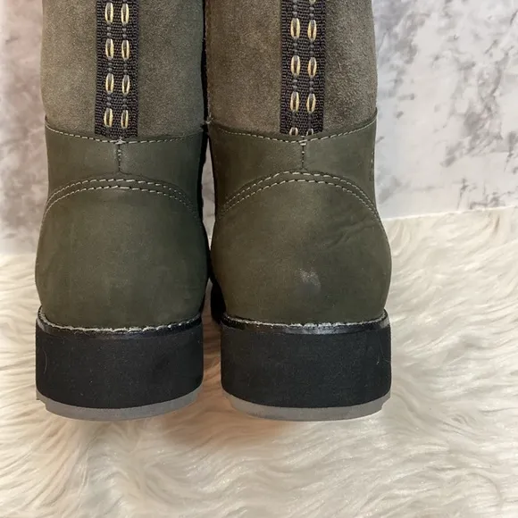 Kamik Ariel Waterproof Boot in Charcoal, Size 6