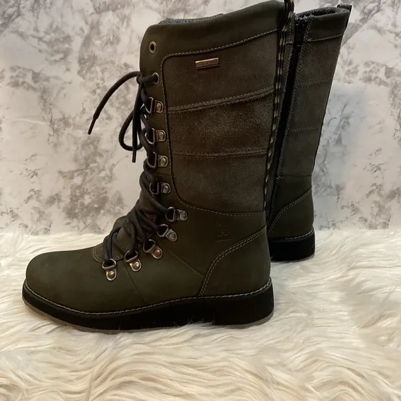 Kamik Ariel Waterproof Boot in Charcoal, Size 6