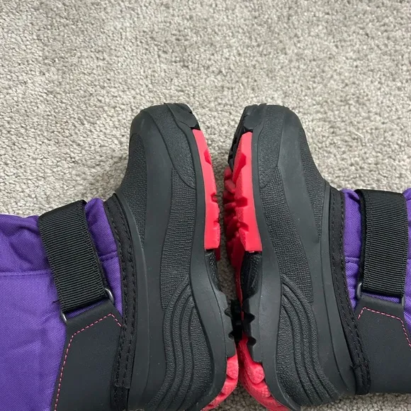 Kamik Snow Boots Girls 12 Purple Orchid Rocket Lug Sole Waterproof Lined