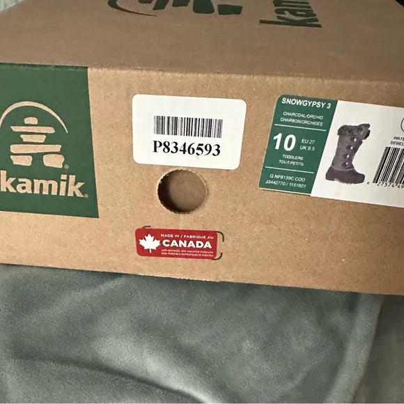 Kamik. snowgypsy boots, size 10