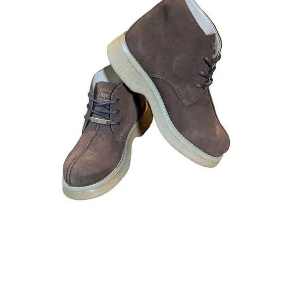 Kangol brown suede boots. In excellent condition size 7