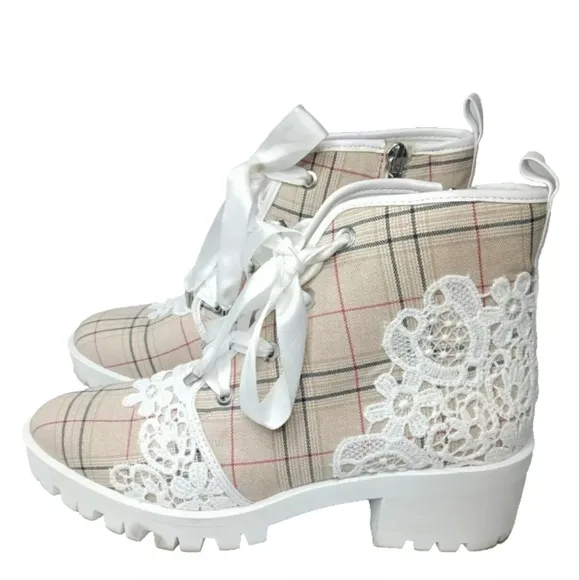 Karl Lagerfeld Paris Parker Lace &amp; Plaid Boots Size 8 M Retail $169