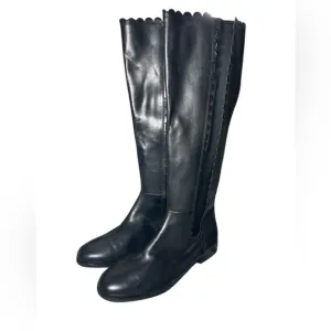 Kate Spade Black Boots Sleek Leather Design
