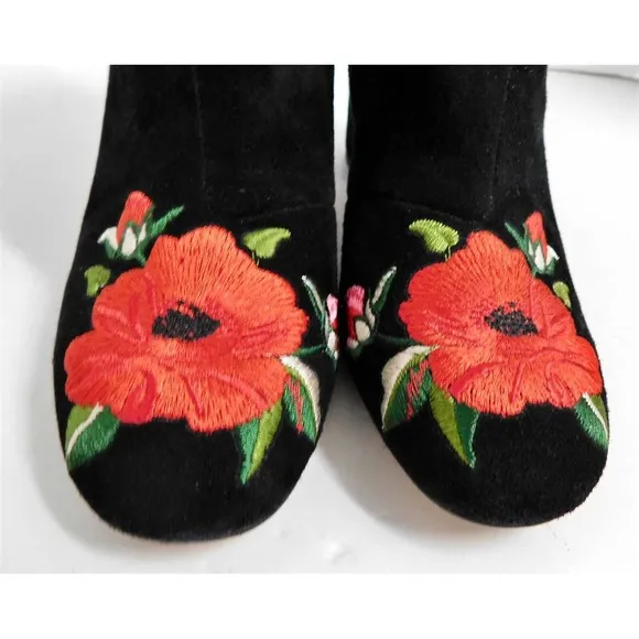 Kate Spade Black Suede Leather Rose Flower Embroidered Ankle Boots 5 M