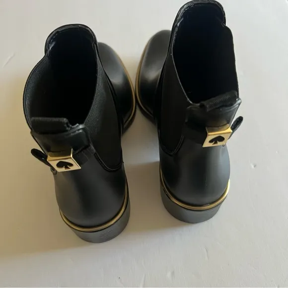 KATE SPADE SOLSTICE ANKLE RAIN BOOTS BLACK WITH GOLD DETAIL SIZE 7 NWOT