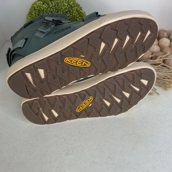 KEEN HOODZERRA WP Women's Boots 7 Dark Forest/Birch