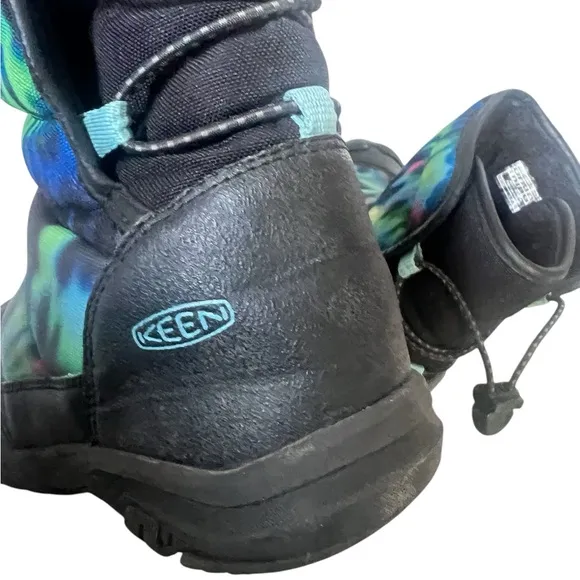 Keen Kids Unisex Waterproof Snow Boots Sz 2