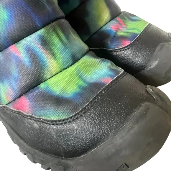 Keen Kids Unisex Waterproof Snow Boots Sz 2