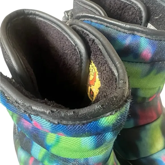 Keen Kids Unisex Waterproof Snow Boots Sz 2