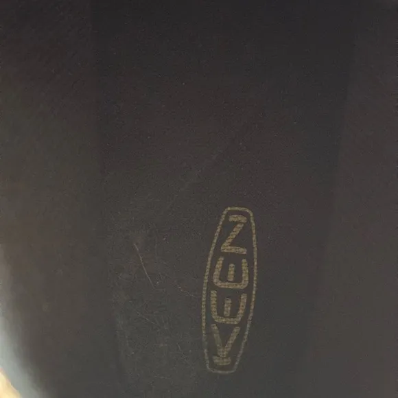 KEEN Men’s 59 Oiled Black leather boots. EUC Size 9