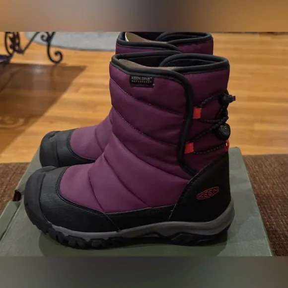 KEEN youth Puffrider Waterproof Boots