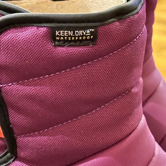 KEEN youth Puffrider Waterproof Boots