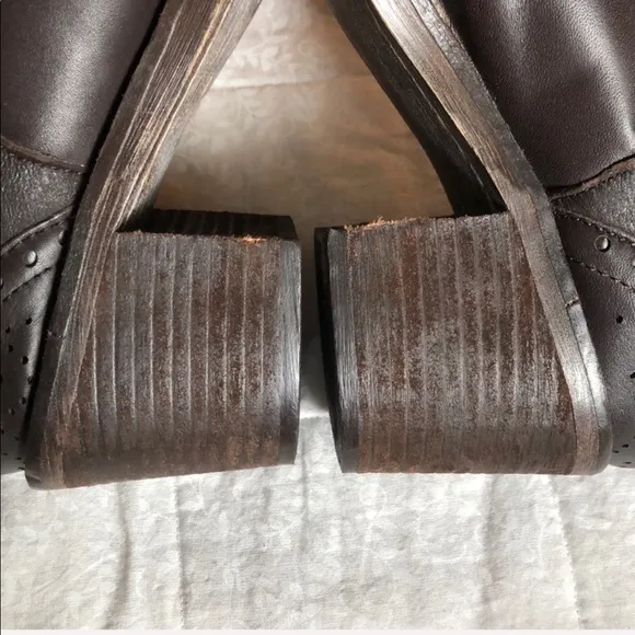 Kelsi Dagger fur lined brown leather boots