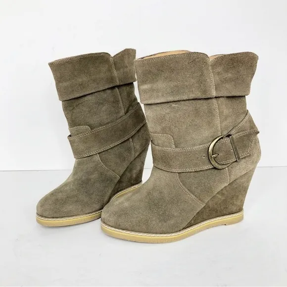 KELSI Dagger suede wedge ankle boots