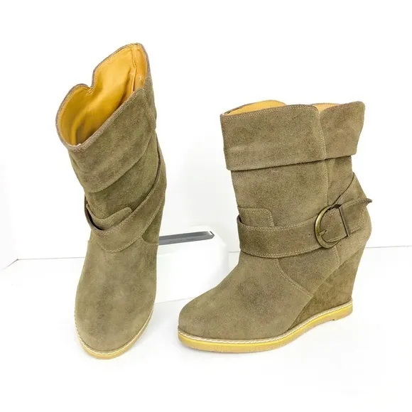 KELSI Dagger suede wedge ankle boots