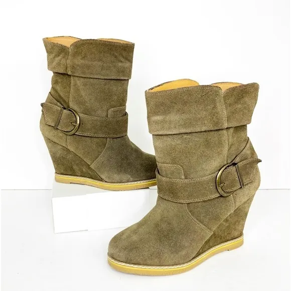 KELSI Dagger suede wedge ankle boots