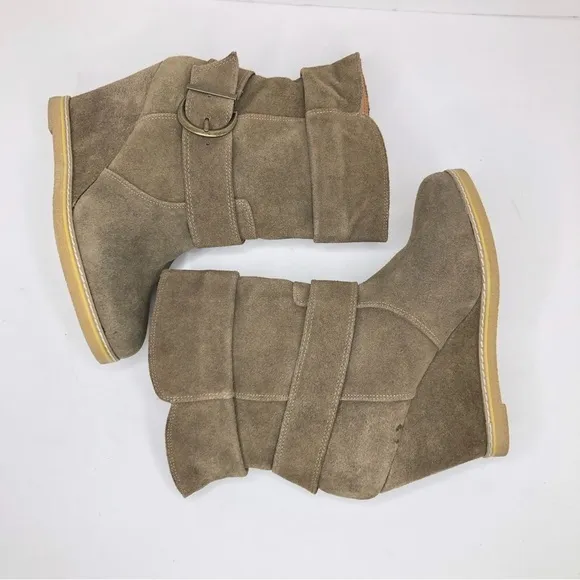 KELSI Dagger suede wedge ankle boots