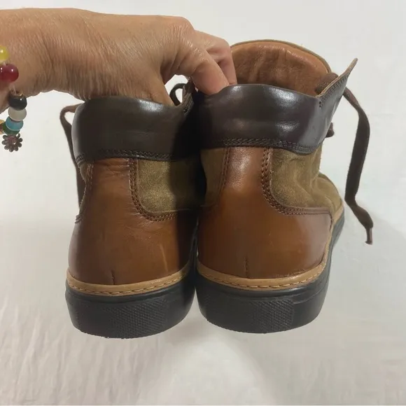 Kenneth Cole Leather Boots Men 9.5 Brown Suede lace up boots