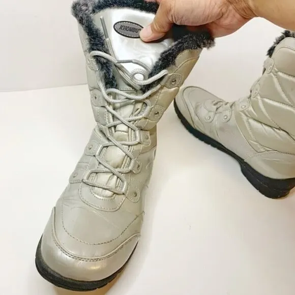 Khombu Silver Metallic Lace Up Nylon Angel Snow Moon Faux Fur Lined Boots