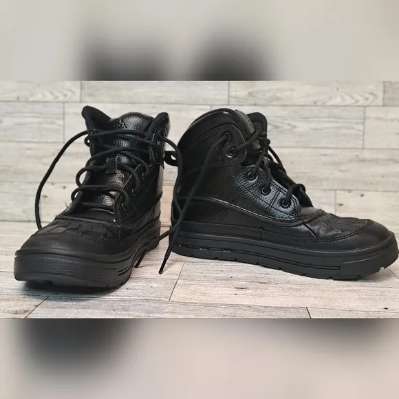 KIDS' NIKE WOODSIDE 2 HIGH ACG BOOTS