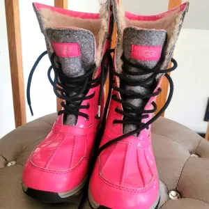 Kids UGG waterproof boots. Size 3.