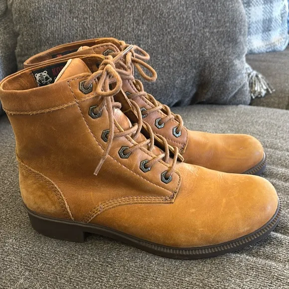 KODIAK Waterproof Combat Boots Womens Taupe Leather Thinsulate Insulated Sz 8.5