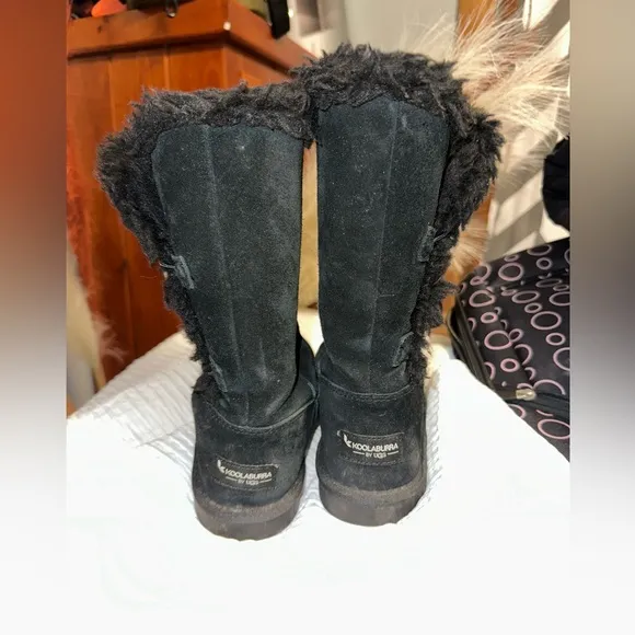 Koolaburra by UGG Black Suede Boots