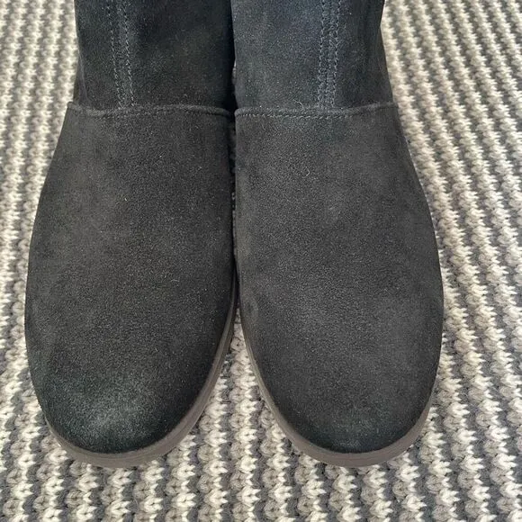 Koolaburra by Ugg Giyah Black Suede Studded Ankle Boots Women’s Shoe Size 9.5