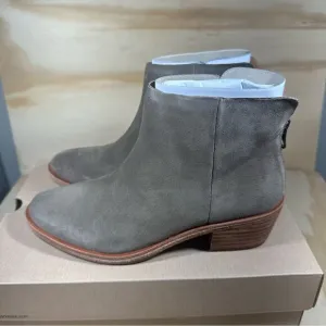 Kork Ease Kecia Suede Ankle Boots Women’s Size 6 New in Box