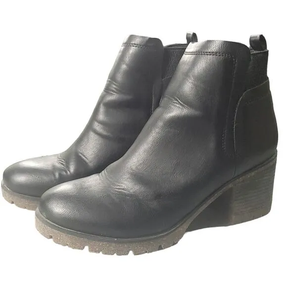 Korks Womens Bootie Black Elsie Vegan Leather Pull On Lug Sole Ankle Boot 9.5 M