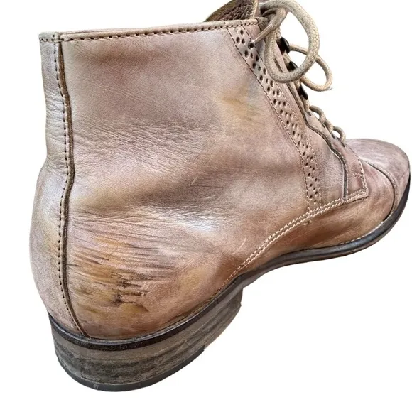 KURT GEIGER BROUGE TAUPE LEATHER BOOTS SIZE 43