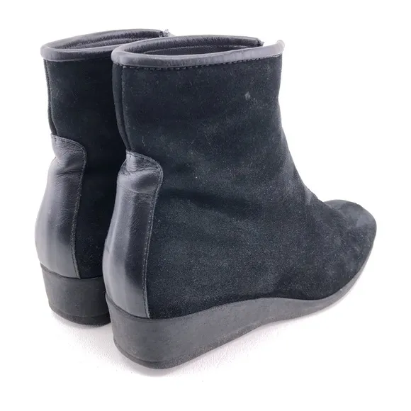 La Canadienne Black Suede Wedge Heel Ankle Boots