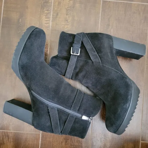 La Canadienne Melany Boots Womens 9.5 Suede Chic Contemporary Designer Luxury