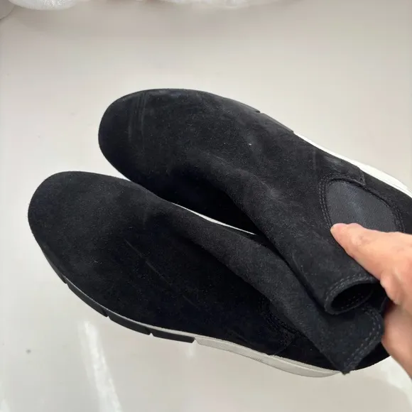 LA CANADIENNE Newport Boots Sz 7.5M