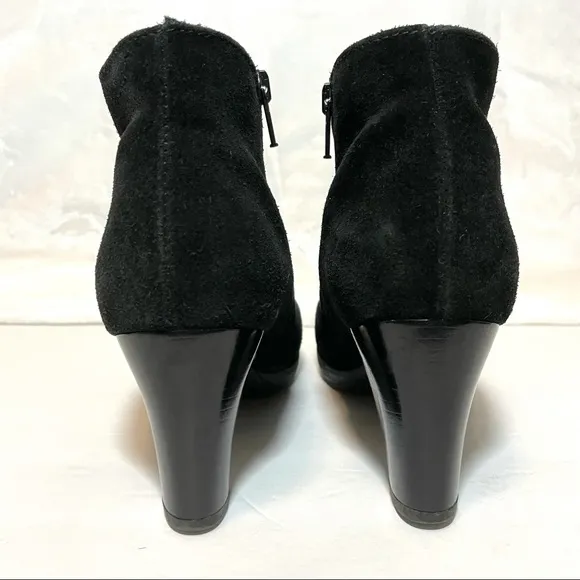 La Canadienne Oliver Waterproof Suede Bootie Black Ankle Boots Stacked Heel 7
