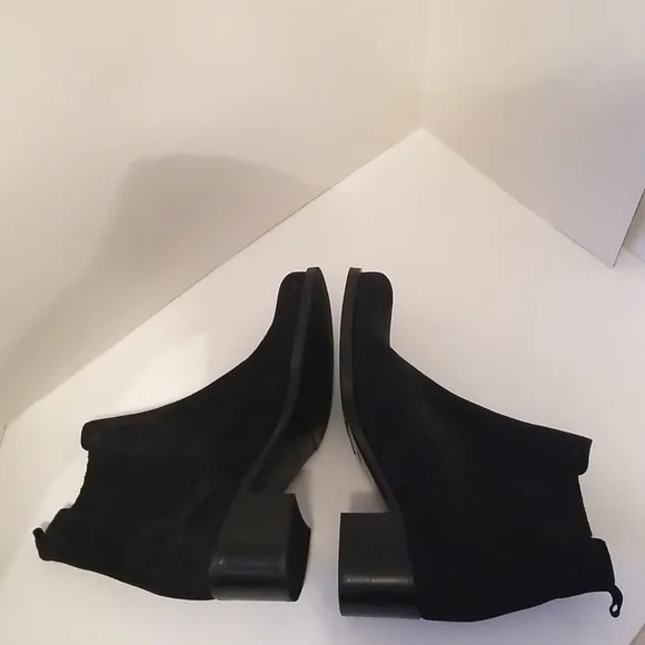 La Canadienne Prince Ankle Chelsea Boots Waterproof Booties