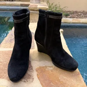 La Canadienne Womens Wedge Ankle Bootie Black Suede Waterproof SZ 9.5