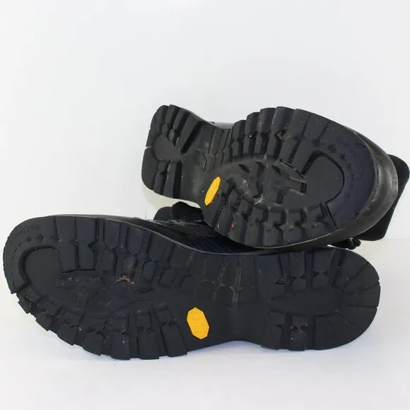 La Sportiva Hiking Boots Mens (EU 41/US 8.5)