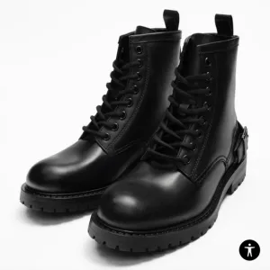 LACE-UP LEATHER BOOTS SIZE 7