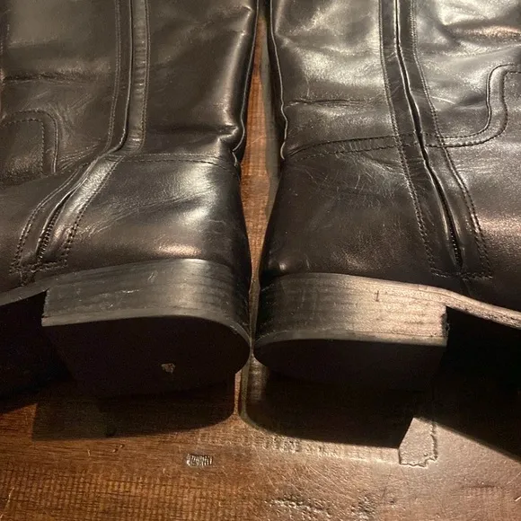 Ladies Tory Burch Black Leather Zip up Riding Boots size 9