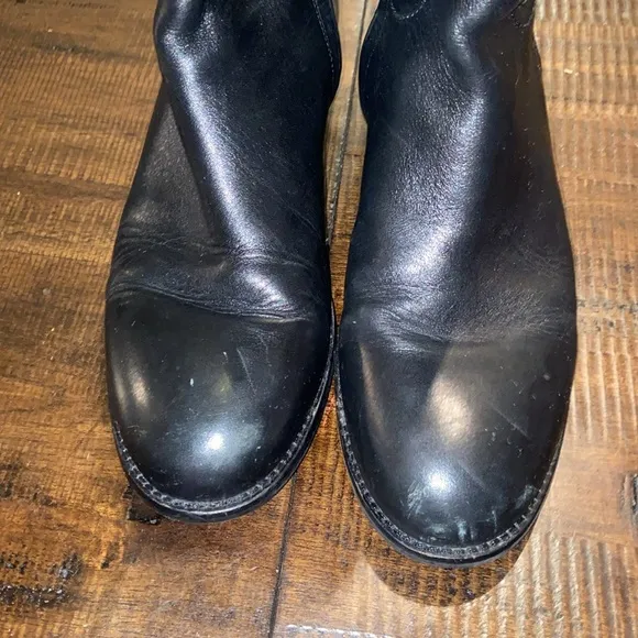 Ladies Tory Burch Black Leather Zip up Riding Boots size 9