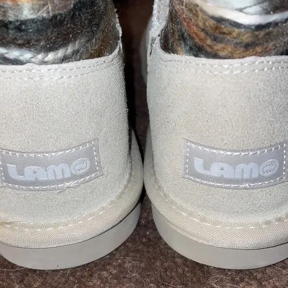 Lamo suede splash secure grey boots size 6 nwt