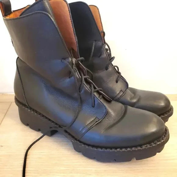 L'Amour Des Pieds Leather Lace Up Black Boots Chunky Heel