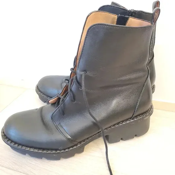 L'Amour Des Pieds Leather Lace Up Black Boots Chunky Heel